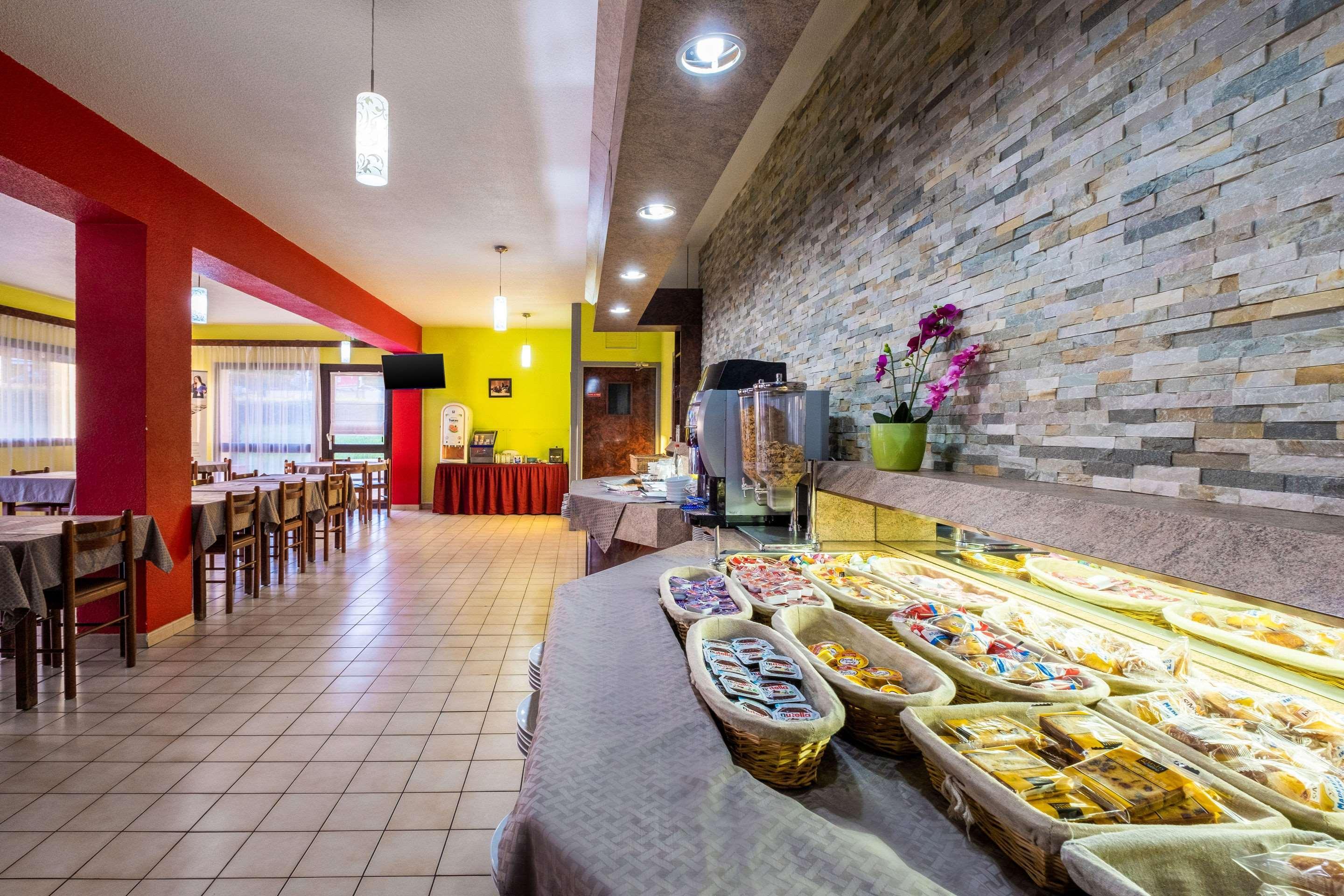 שלה B&B Hotel Marne-La-Vallee Chelles מראה חיצוני תמונה